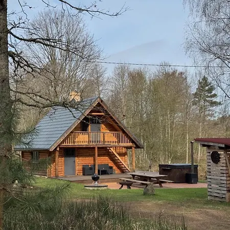Salminu Pirtsmaja Ar Relaksejosu Ballu Pastva Barbern